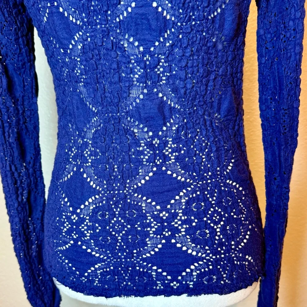Free People Sunny Pucker Lace Long Sleeve Stretchy Top Blue Size XS